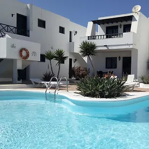 https://apartamentos-albatros-puerto-del-carmen.puertodelcarmen-hotels.org